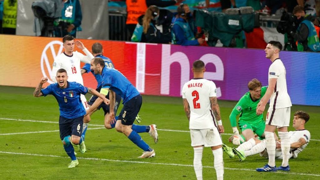 leonardo bonucci italy vs england Kemenangan England Ditangguhkan, Itali Menjuarai EURO 2020