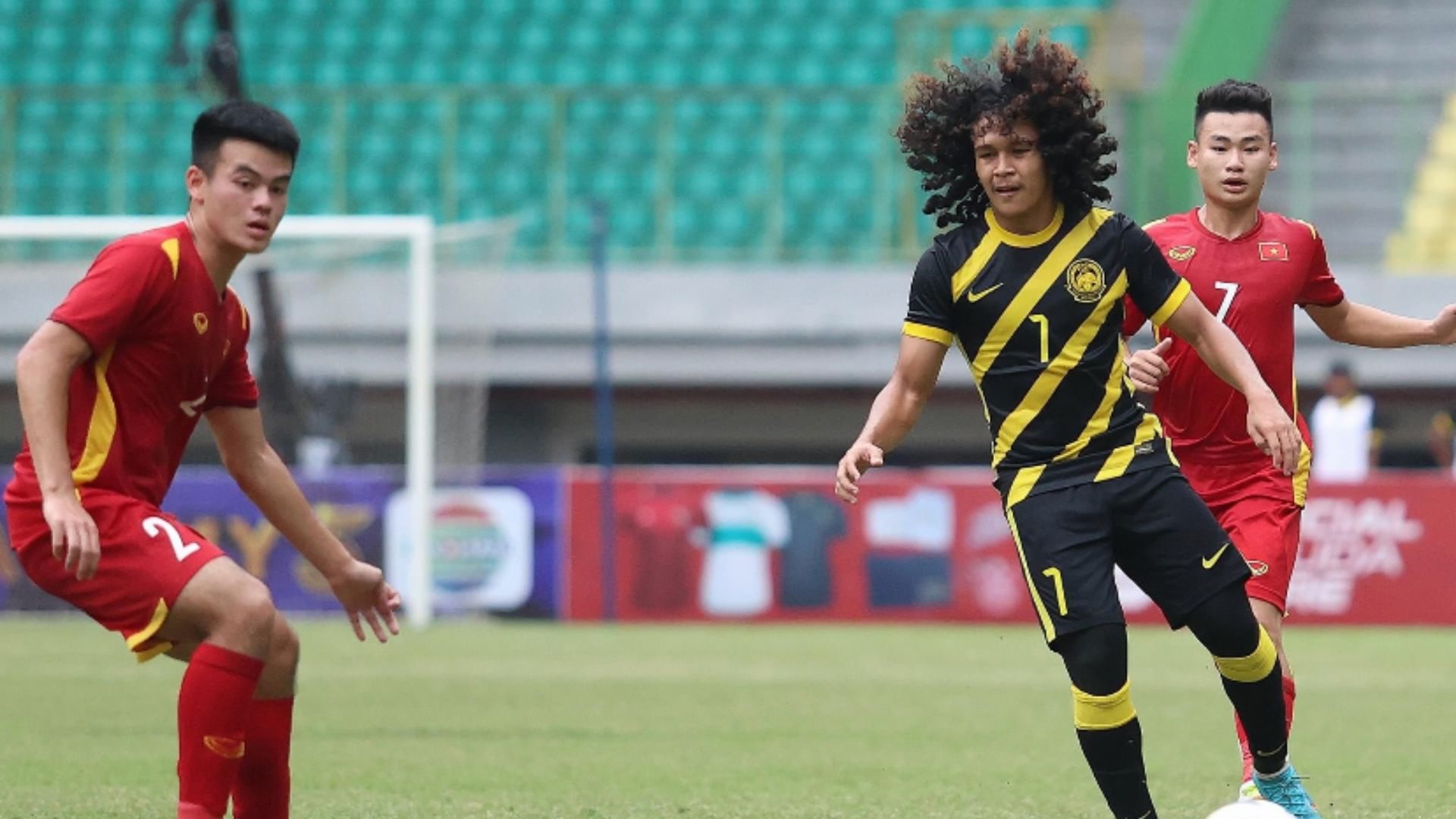malaysia 13 Penyokong Indonesia Beri Sokongan Padu Malaysia Jadi Juara Piala AFF
