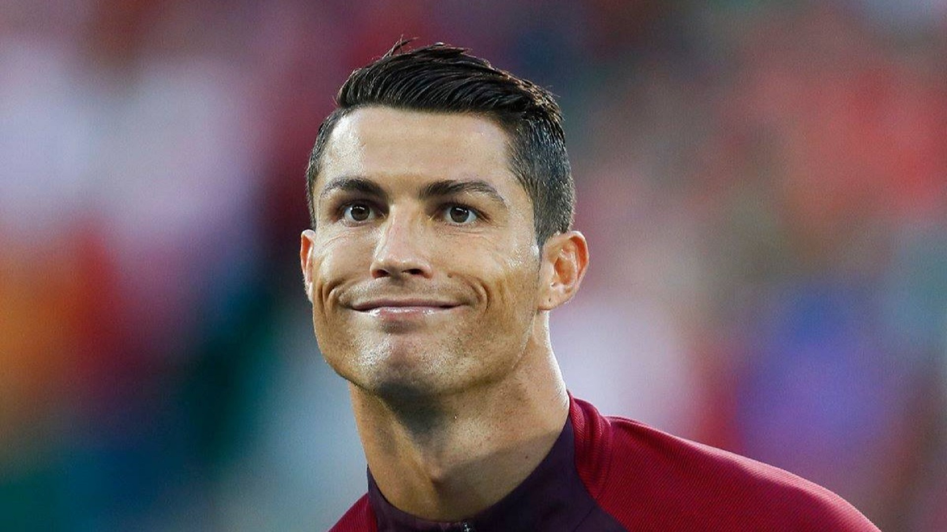 Cristiano Ronaldo Tersengih Malu Setelah Kantoi Menipu