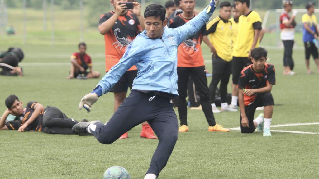 santo gorilla penalty league kamaraul akhir asiana 2 Rezeki Pemandu Grab Menangi RM5000, Juara Pertama Liga Penalti Gorilla 2022