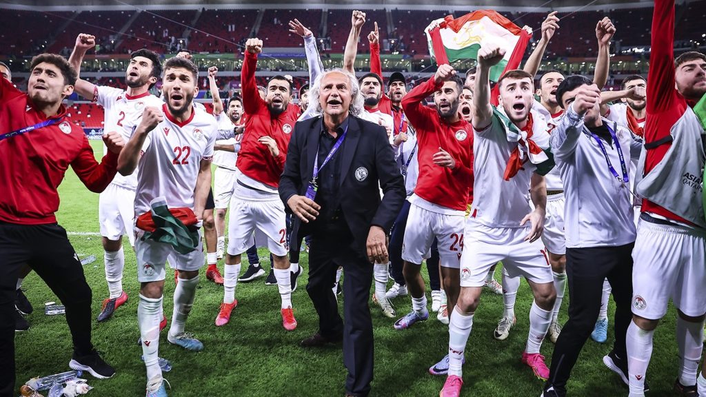 Detik Petar Segrt Tenangkan Pemain UAE Jadi Bualan Ramai