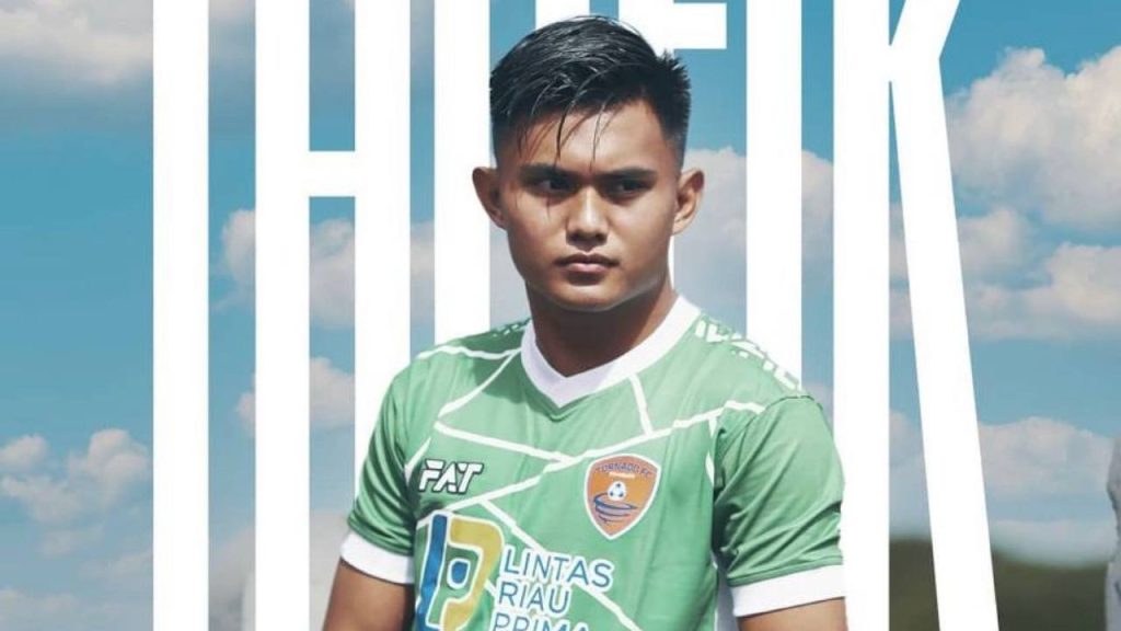 RIP: Rempuhan ‘Nyawa’ Dikepala Taufik Ramsyah Selepas Selamatkan Gawang